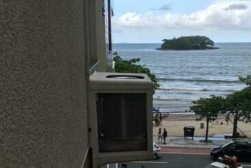 ツーリストアパートメント Paraíso Do Camboriú