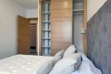 آپارتمان‌های توریست‌ها Apartamentos Rey By Como En Casa