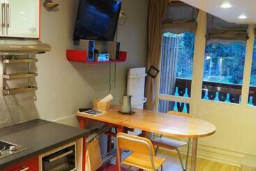 Жильё для туристов Studio Rénové 4 Pers, Balcon Sud, Au Pied Des Pistes, Plein Centre, Cuisine équipée, Tv Grande   Fr