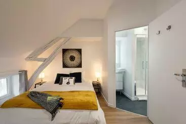Apartamentos turísticos Les Clés De La Porte Saint Nicolas   Parking   Centre