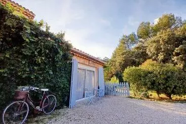 Turistihuoneistot Studio Avec Jardin Entre Aix En Provence, Luberon Et Verdon