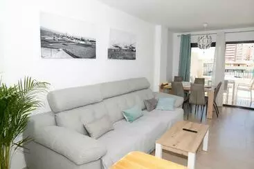 ツーリストアパートメント ático Azucarera Torre Del Mar