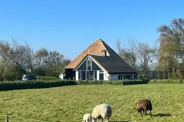 Turistihuoneistot Zuid Haffel