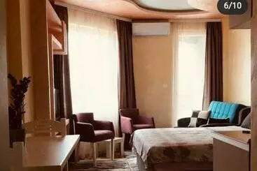 آپارتمان‌های توریست‌ها Apartman Centar 4