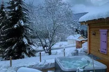 Apartamentos turísticos Chalet L élégance   Spa   Serviettes   Peignoirs   Lits Faits   Ménage Inclus