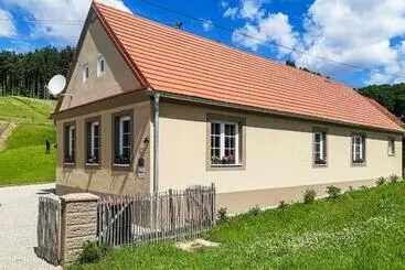 ツーリストアパートメント Ferienhaus Im Suedburgenland