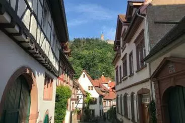 Turistihuoneistot Turmwohnung Büdinger Hof