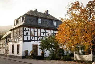 Turistihuoneistot Rißbacher Hof Mansarde Anno 1737