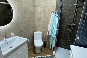 Apartaments turístics нові апартаменти по вулиці роксолани16