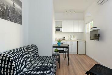 Apartamentos turísticos 1 Herzel Beach Apartment