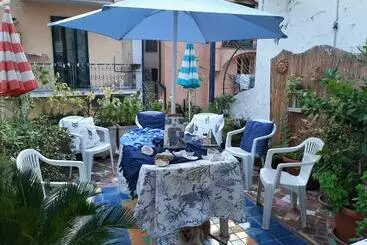 ツーリストアパートメント La Casa Di Rita
