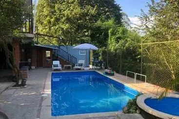 ツーリストアパートメント Villa Rubens, Casa Familiar Con Piscina Privada