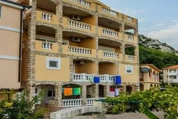 Castellamare Residence