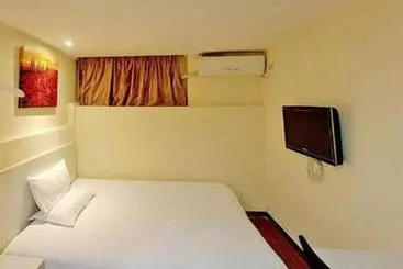 Otel Hanting  Shanghai Nanjing Road Padestrian Street Center