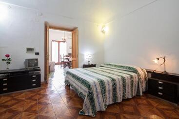 تختخواب و صبحانه Casa Wanda