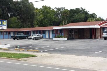 בית מלון כפרי Relax Inn