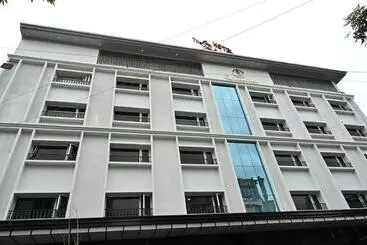 ホテル The Budhil Park