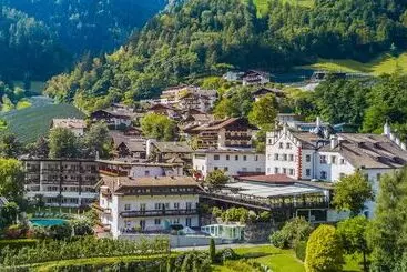 ホテル Saltauserhof