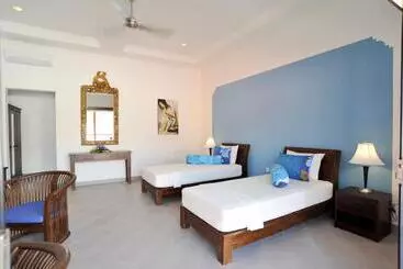 Szálloda Aquarius Beach