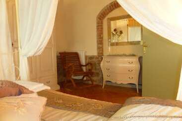 فندق Fattoria Di Colleoli