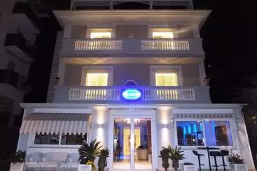 Hotel Residence Villa Del Mare