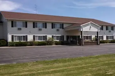 ホテル Amerivu Inn And Suites