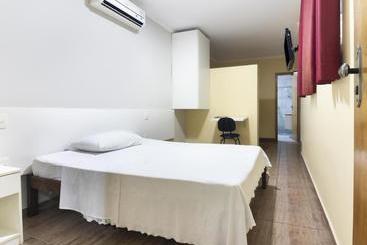 فندق Campos Gerais