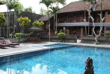 Pande Permai Bungalows