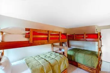 Hotelli Bromley Village Clovers 767a