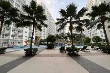 Aparthotel Shore1 Residences Yam Staycation
