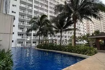 Aparthotel Shore1 Residences Yam Staycation