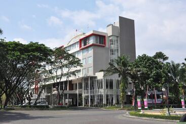 Grand Cakra Hotel Malang