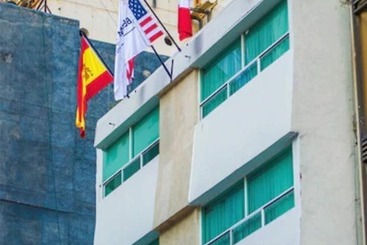 Отель Suites Berna 12