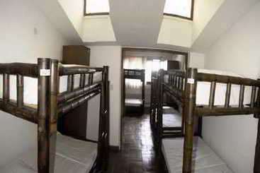 La Pinta Boogaloo Hostel