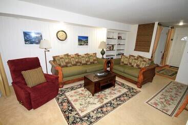 آپارتمان Mammoth Mountain Reservations Condo Collection