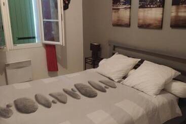 Bed and Breakfast Chambre Chez L Habitant