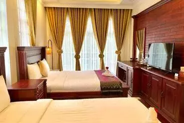 پانسیون Nyna Villa Guesthouse