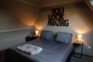 Aamiaismajoitus (B&B) Yep! Slapen Bij De Sluis