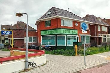 Hotelli Zaan Corner
