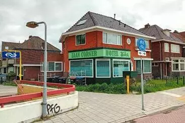 ホテル Zaan Corner