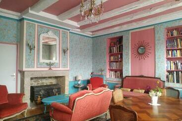 פנסיון Terre En Mer