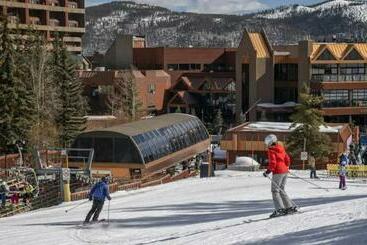 Apartahotel Slope Side Ski In Ski Out At Beaver Run Resort