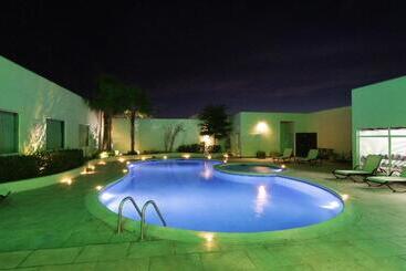 Holiday Inn Hotel & Suites Hermosillo Aeropuerto, An Ihg