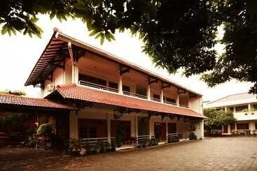Hotel Arini