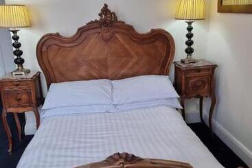 호텔 The Racquet Club