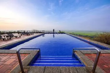 Hotel Victoria Nui Sam Lodge