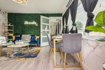 بنسيون Cozy Miami Modern Paradise Near Hardrock Stadium!