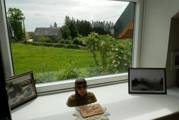 민박 Les Jardins De Nanine