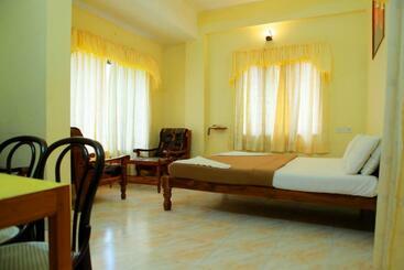 מלון דירות Candid Residency