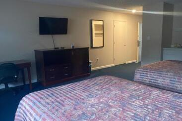 فندق على الطريق Travelodge By Wyndham Canyonville